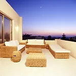 Angela Downtown Hotel 3*