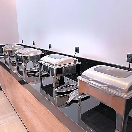 Otel Angela Downtown 3*