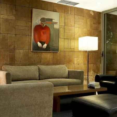 Angela Downtown 3*