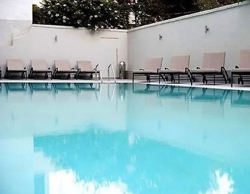 Hotel Angela Downtown 3*