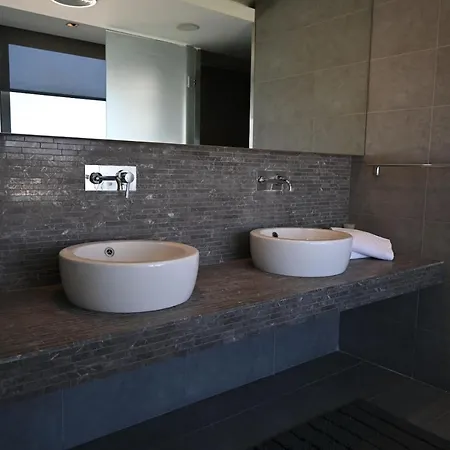 Angela Downtown ホテル