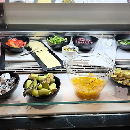 ホテル Angela Downtown