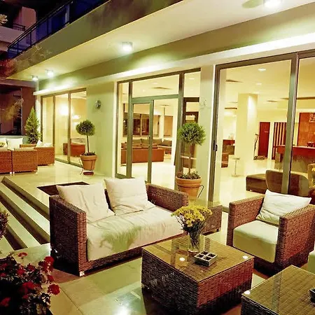 Angela Downtown ホテル